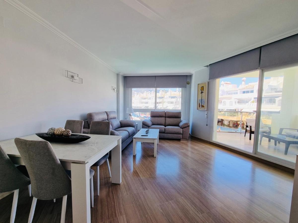 דירות בנאלמדנה G&G Isla Marina Puerto מראה חיצוני תמונה